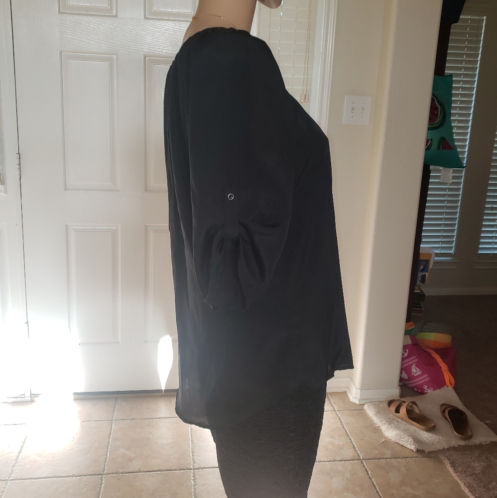 Express M Flowy Button Down Pop Over Roll Tab 3/4… - image 4